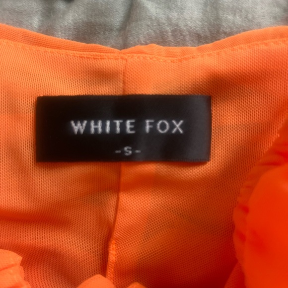 WHITE FOX ORANGE MESH CROP TOP TANK - Picture 4 of 4